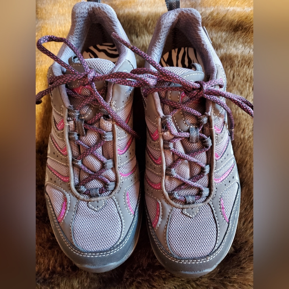 Eddie Bauer Trail shoes